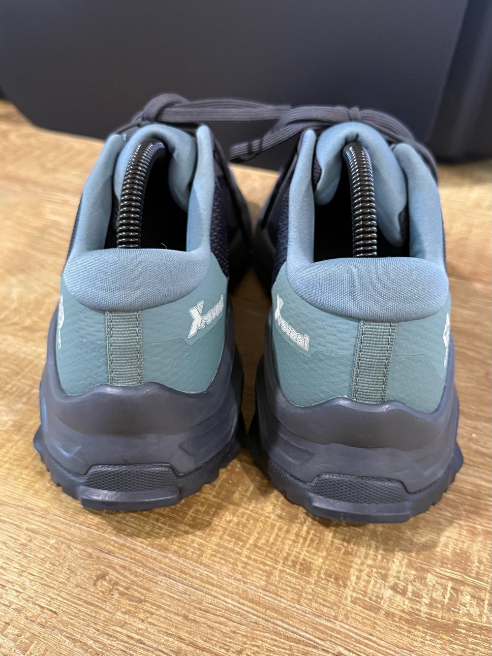 Salomon | X Reveal Men’s Walking/Hiking Shoes | Teal/Black | Size 9 - Picture 4 of 7